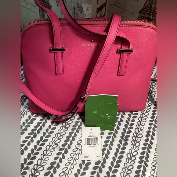 LIKE NEW KATE SPADE HOT PINK CROSSBODY BAG. - Picture 4 of 14
